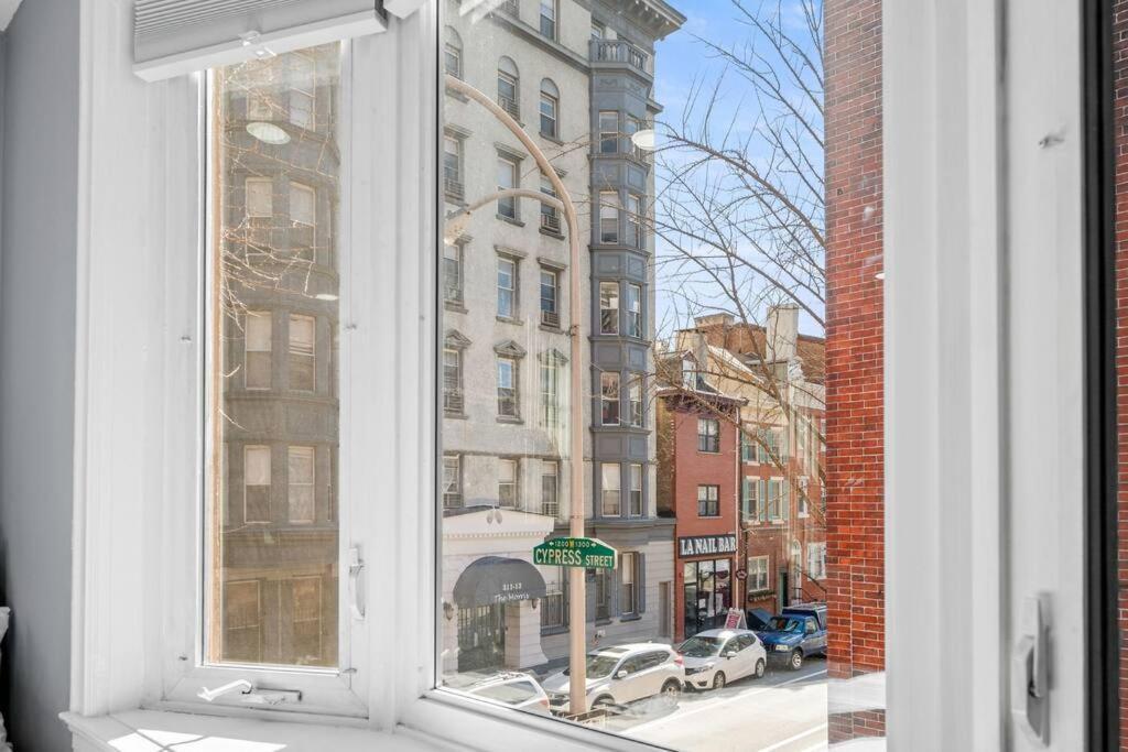 New! Cozy Apt In Center City! Filadélfia Exterior foto